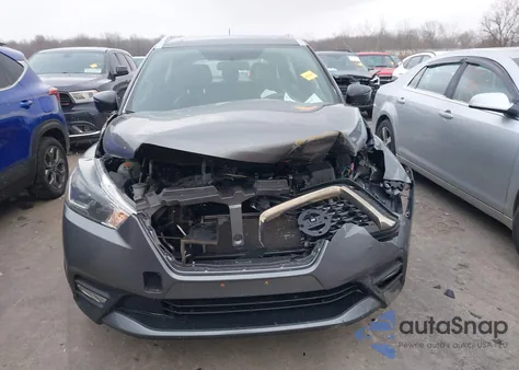 2019 Nissan Kicks Sr z USA, uszkodzony, nr VIN 3N1CP5CU5KL499844